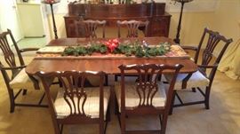  Inlaid Baker dining room table!! 