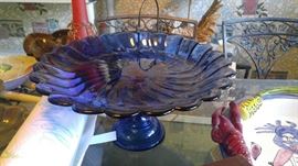 Cobalt swirl cake stand