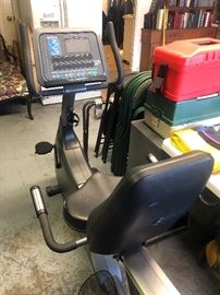 Recumbent bike