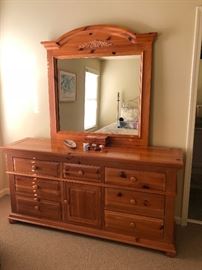 Broyhill dresser