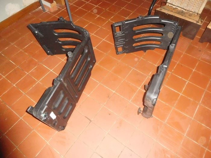 Tailgate extenders
