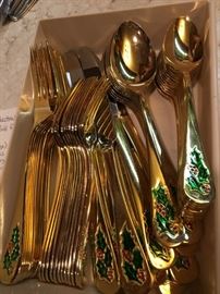 Holly Berry Christmas flatware 55 pieces