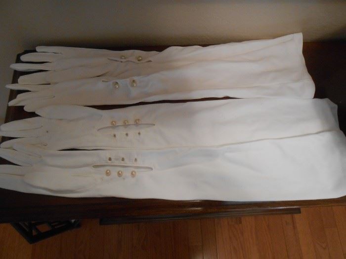 Evening gloves