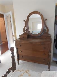 Victorian Wishbone mirror, 2-glove drawers, chest of drawers