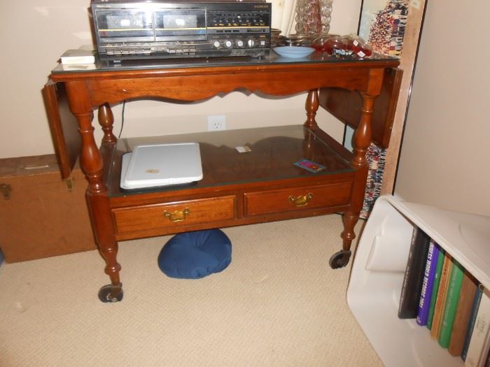 Tea cart