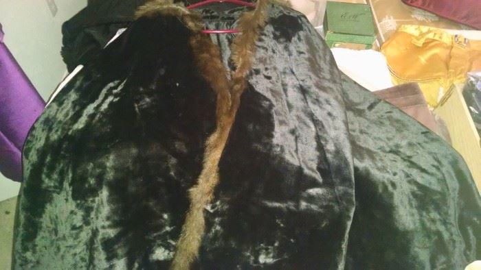 Vintage fur cape
