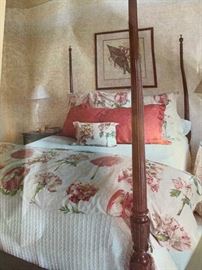 7 Piece Queen Bedding~3 Euro Shams~2 Standard Shams~1 Decorative Pillow~1 Down Comforter Cover