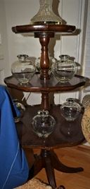 Antique Mahogany 3Tier Pie Crust Table