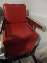 Barbers chair. V-Cool!