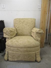 Beautiful Highland House chair. Front legs have casters. The chair is in great condition. 