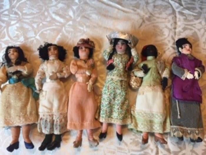 Going to Sunday Church Mass   Handmade 1950-1970 South American Dolls