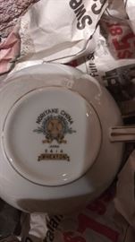 Noritake Wheaton teacups and saucers