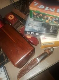 Old Oinewood derby car x2.  Several Jack knives etc. The wooden box may be a salesman sample.  Will update. 