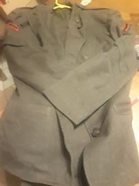 This is a ladies Marine jacket and skirt, there are also a few other Marine items. 