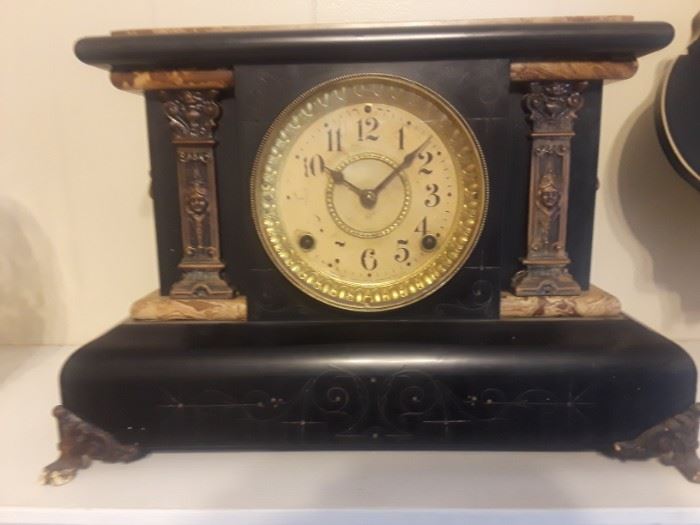 Vintage Seth Thomas Adamantine Mantel Clock. See pics for condition. 