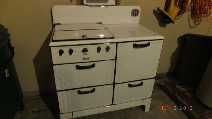 1937 Magic Chef stove & oven PERFECT