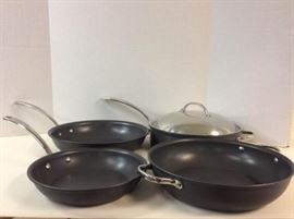 MD919E Kirkland Signature Covered Saut, Skillet, and Braiser