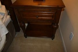 KINCAID NIGHTSTAND