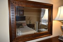 DECORATIVE WALL MIRROR