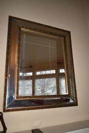 DECORATIVE WALL MIRROR