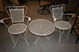 WROUGHT IRON BISTRO SET