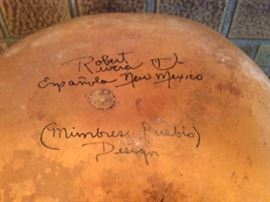 Signature on bottom of gourd