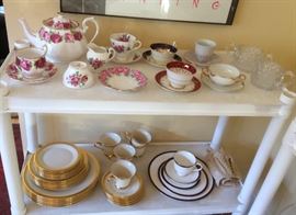 Royal Albert "Old English Rose" teapot & cup + saucer, other cups & saucers, set of Lenox "Aristocrat" china with gold rim (service for 6), one place setting of Lenox "Federal Cobalt".