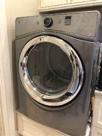 Whirlpool stainless electric dryer large! stainless steel insides! Only 3 years old. Lightly used.