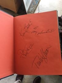 Signed 1985 Chicago Bears Yearbook
