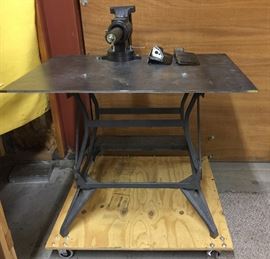 Welding table w/vise