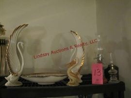 6 pcs: 2 swan decor, bowl, pelicans & 2 oil lamps