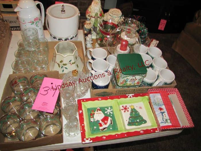 Large group of Christmas items (see pics)
