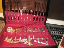 2 boxes flatware 4 pc settings 
(may be missing pcs)