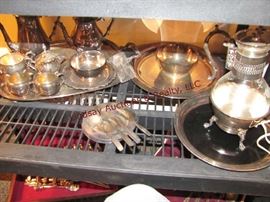 Approx 23 pcs silverplate service