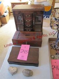 5 mixed size jewelry boxes