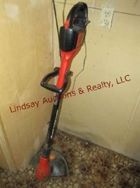  B & D Grasshog cordless weedeater w/ charger