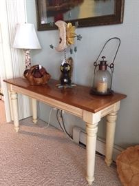 Nice console table