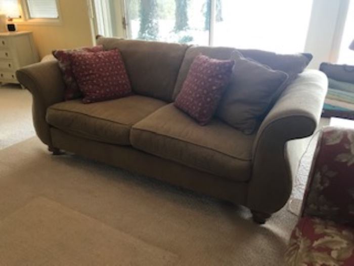Rowe sofa in like new condition