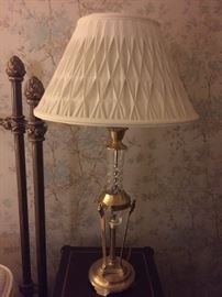 Beautiful brass and crystal lamps. ( two ) 