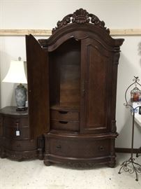 Armoire again with only one door open