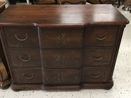 3 drawer chest