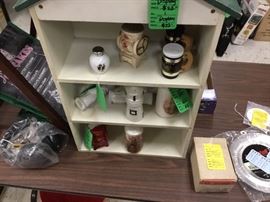 Salt & pepper shakers