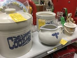Pfatzgraf cookie jar & other pieces