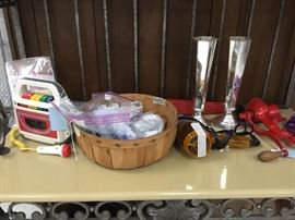 More items on bakers rack