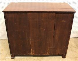 ANTIQUE Burl Mahogany 3 Drawer Chest
Located Inside – Auction Estimate $200-$400