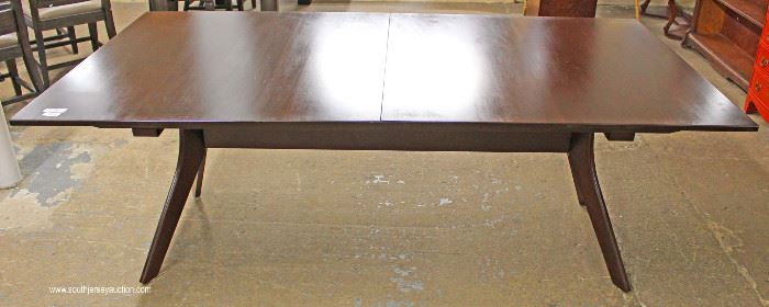 NEW Modern Design SOLID Mahogany Dining Room Table
Located Inside – Auction Estimate $100-$200