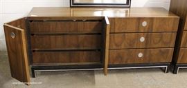 Mid Century Modern Burl Walnut 6 Piece Bedroom Set with Full Size Headboard and
Low Chest has Fitted Interior
Located Inside – Auction Estimate $400-$800