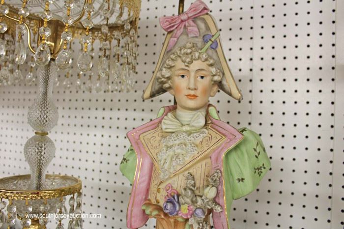 zcIMG 3761 auction Decorator Lamp Table with Original Tags and More
Located Inside – Auction Estimate $50-$300