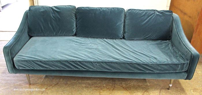 Modern Design Sofa
Located Inside – Auction Estimate $200-$400