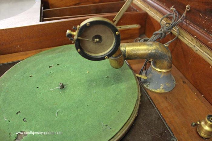 ANTIQUE Floor Model Victrola in FANCY Mahogany Case – NICE MODEL
Located Inside – Auction Estimate $200-$400